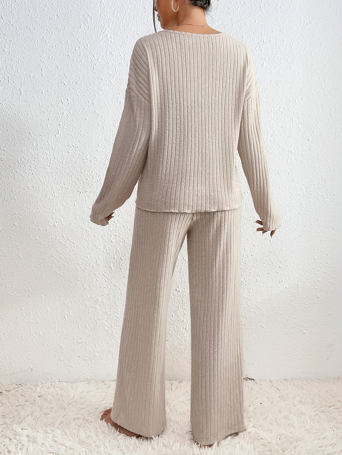 Sinclair™ | Elegant set for women with ribbed jumper and straight leg trousers