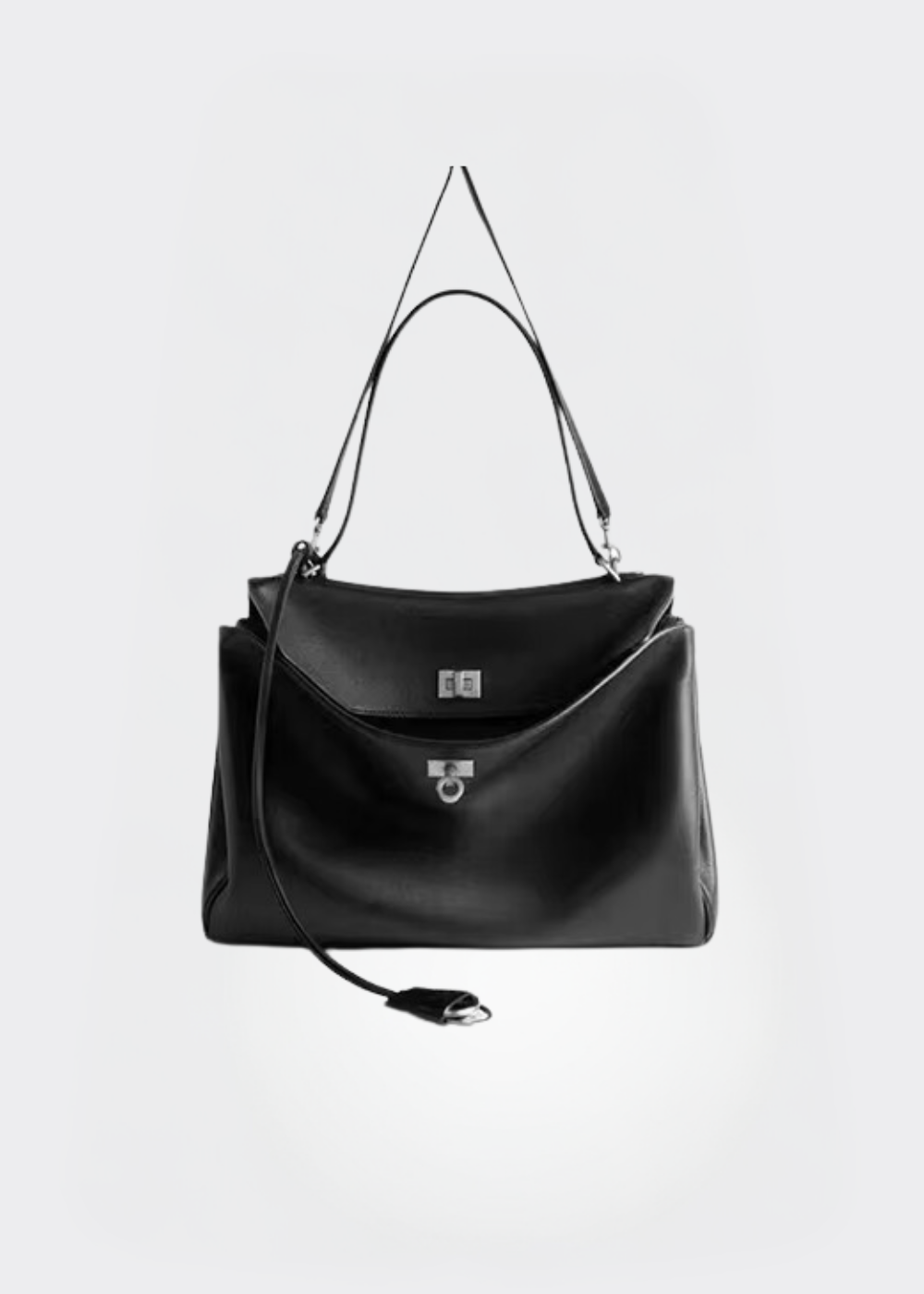 Shoulder Bag – Pure Elegance and Versatile Style