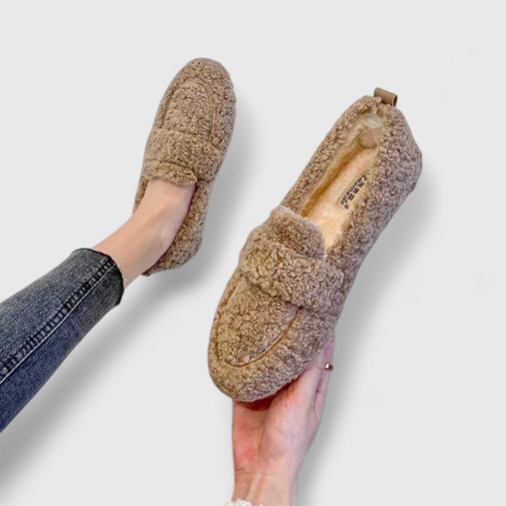 Sinclair™ | Warm Slippers with Elegant Design