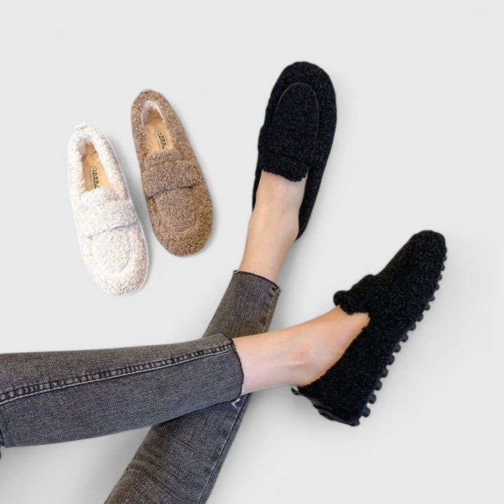 Sinclair™ | Warm Slippers with Elegant Design